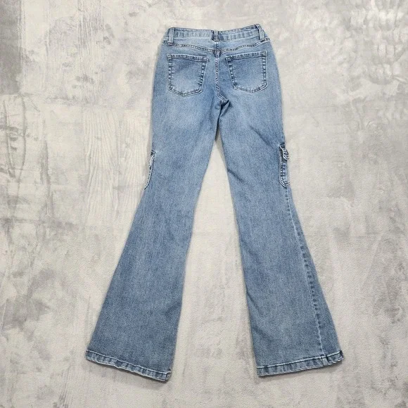 No Boundaries Jeans Womens 0 Juniors Blue Low Rise Flare Leg Cargo Stretch Denim - Picture 3 of 12